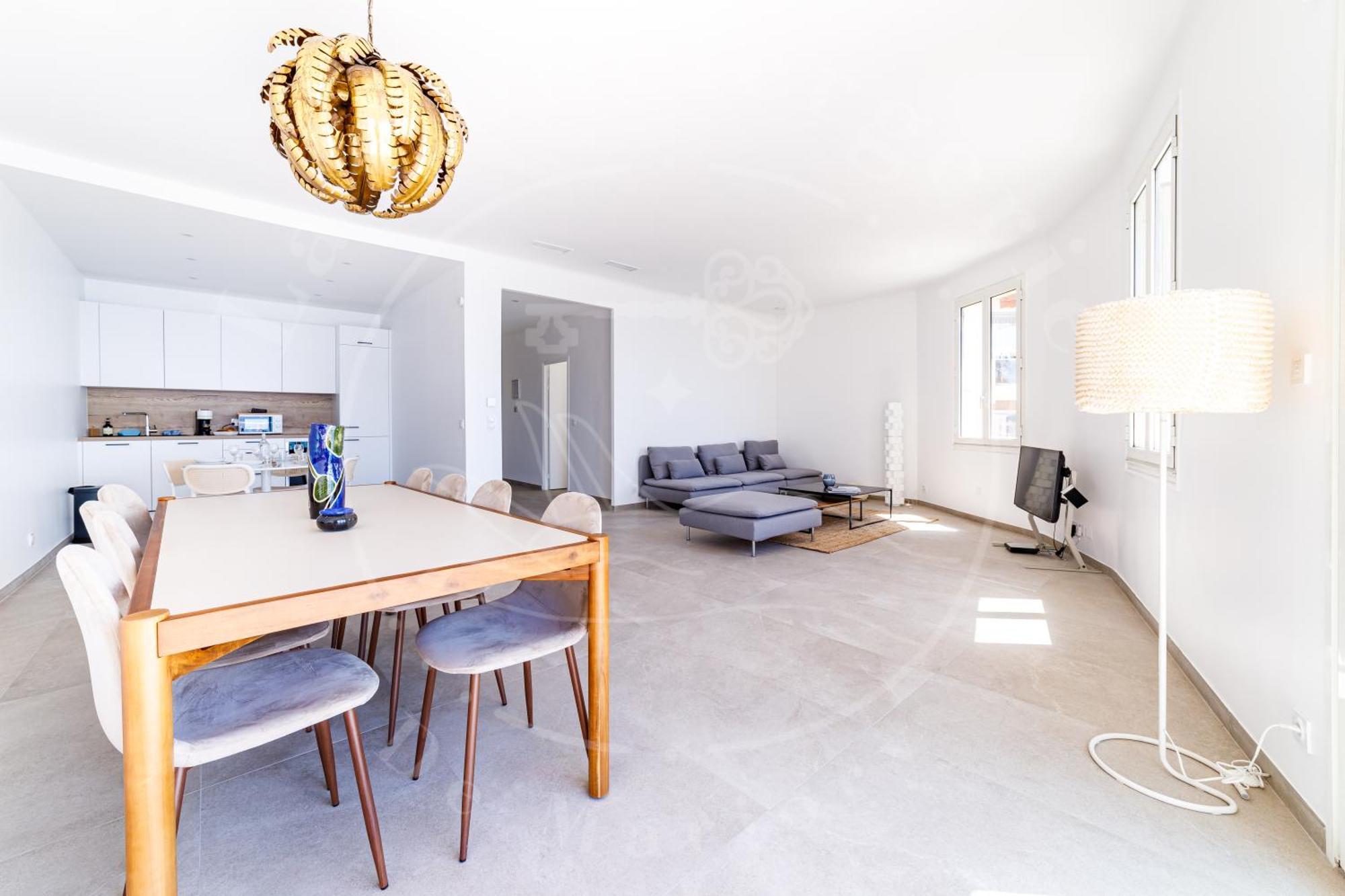 Elegance Cotiere - Vue Imprenable, Plage A 5 Min Toulon Eksteriør bilde