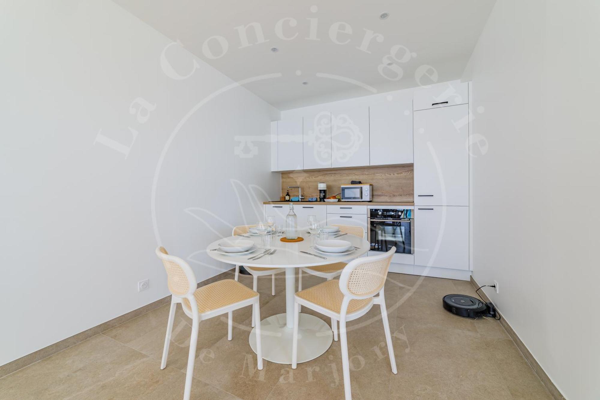 Elegance Cotiere - Vue Imprenable, Plage A 5 Min Toulon Eksteriør bilde